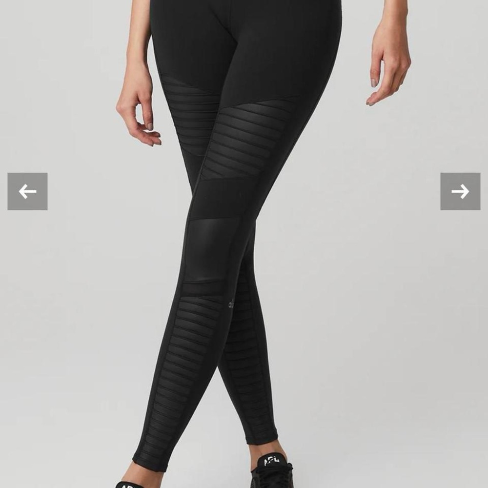 ALO Yoga High-Waist Moto Legging size small